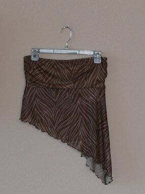 Ruby & Jewell Juniors Brown Butterfly Asymmetrical Hem Crop Top Size Medium NEW!
